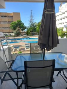 Las Americas Apartment with pool direct access