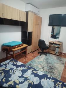 Apartament 2 camere Mangalia, parter-gradinita, 5 min de Portul Turistic