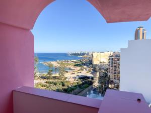 Flamingo Apartments in Vegas Resort, Malta