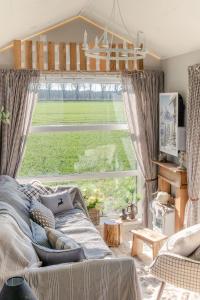 Kemphaontje is a Magic Tiny House with a view