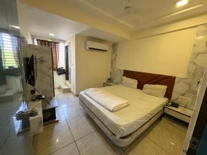 Hotel Shree Krishna Ahmedabad