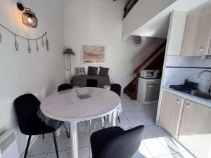 Maison 2 pièces avec mezzanine 4 couchages SO010-99