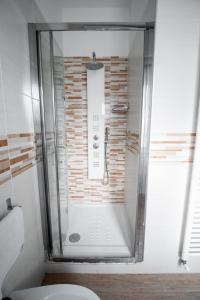 Senna Apartment - Sleeps 6 - Near Ferrari