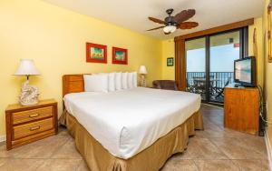 Phoenix IV 4044 condo