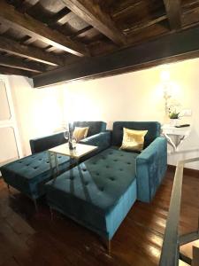 Trevi Fountain Central Rome with TV movie Theatre