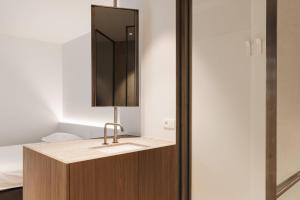 Nosso Logies - Bright Seaside Apartment for 6