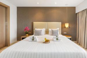 BLVD - Stylish Stay in Paramount - Skyline Views