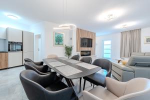 Villa Smratine - Luxury Villa with Pool in Vir