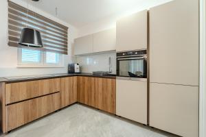 Villa Smratine - Luxury Villa with Pool in Vir