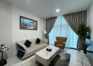 CLASSY SUITEs BY E A T O N KLCC