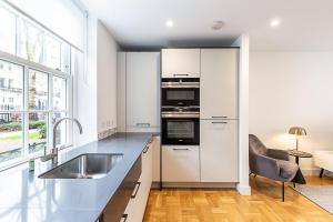 Modern and Elegant Apartment in West Kensington