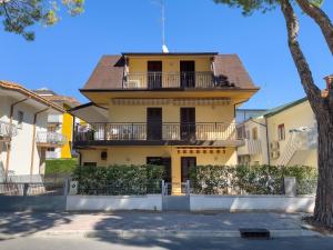Lignano flat steps from the beach
