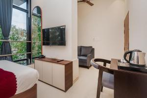 Hsquare Prime Stay