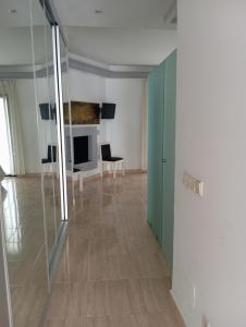 Sea front apartment in Puerto Banús