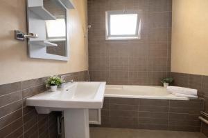 Magnifique appartement 3 pièces à Hydra