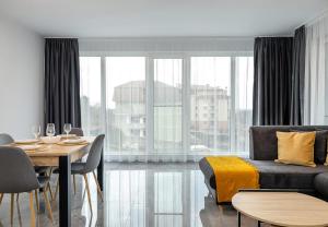 Spacious 2BR in Phenix Palace Varna with Parking Space by Flat Manаger