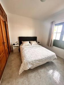 Casa Iris Ground Floor 2BR Apt Pool Walk to Beach & Town
