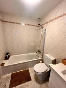 Casa Iris Ground Floor 2BR Apt Pool Walk to Beach & Town