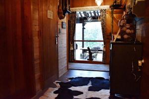 Brechts Boshuisje Quiet Vacation Home with Sauna