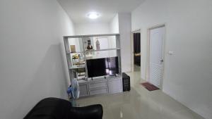 Joyful House Naiyang beach