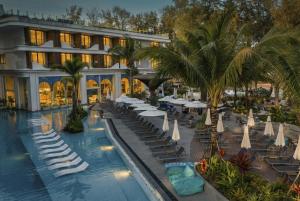 Private Pool 200 m to the Beach Design Apartment