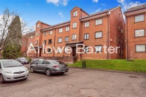 Stylish 2 Bedroom Home in Reading