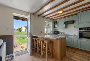 Landscove Chalet 19