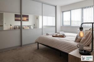 Sea View Terrace - with hot tub!