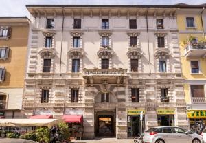 MILAN PRESTIGE HOUSE - 2 Min Metro Isola & Garibaldi