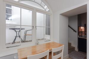 Spacious and Modern Apartment in Pimlico