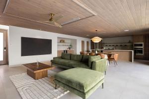 Ma- Family House
