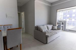 Apto Beira Mar com Piscina e Garagem em Umuarama