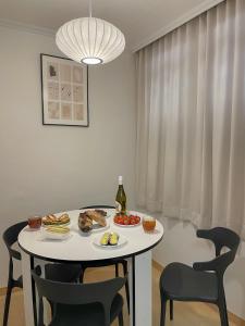 Stay Soom l Hapjeong Station 5 min