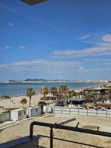 Mira Apartment mit Meerblick in durres