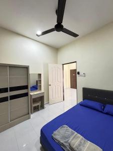 Family Homestay - Rumah berkembar