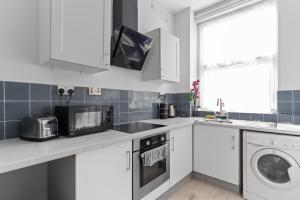 Cheerful Flat In Moseley With Free Parking