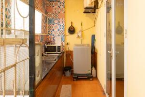 3-bed cozy apartment for 9 pax, locate in the most beautiful road in Hanoi Old Quarter