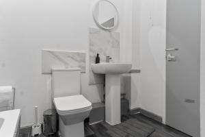 Cheerful Flat In Moseley With Free Parking
