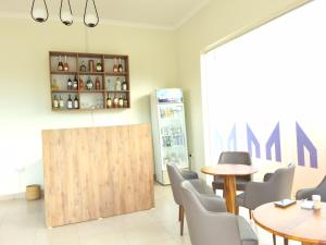Yigs Motel