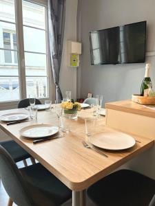 Au Coeur dAmboise - Terrasse privéeclimatisation