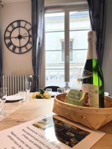 Au Coeur dAmboise - Terrasse privéeclimatisation