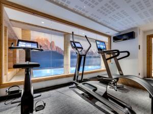 Duplex alpin 120 m², 4 chambres, cheminée à Val dIsère - FR-1-567-146