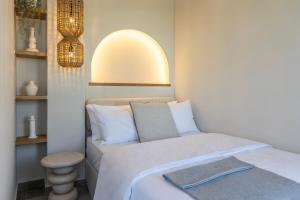 Cavo Dio 7 - Beachfront bliss - Cozy Apt Pool Sunset