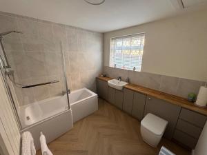 2 Bedroom Bungalow by the Arches