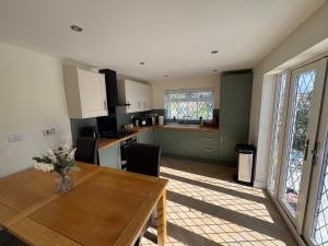 2 Bedroom Bungalow by the Arches