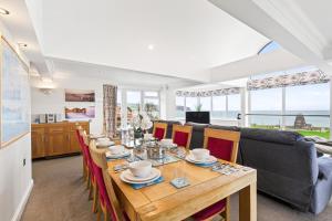 4 Bed in Swanage oc-78838