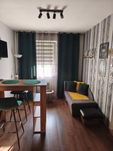 Two Rivers Apartment