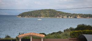 Sea & Mountain View Apartment