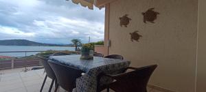 Sea & Mountain View Apartment