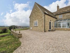 Stanbridge Cottage